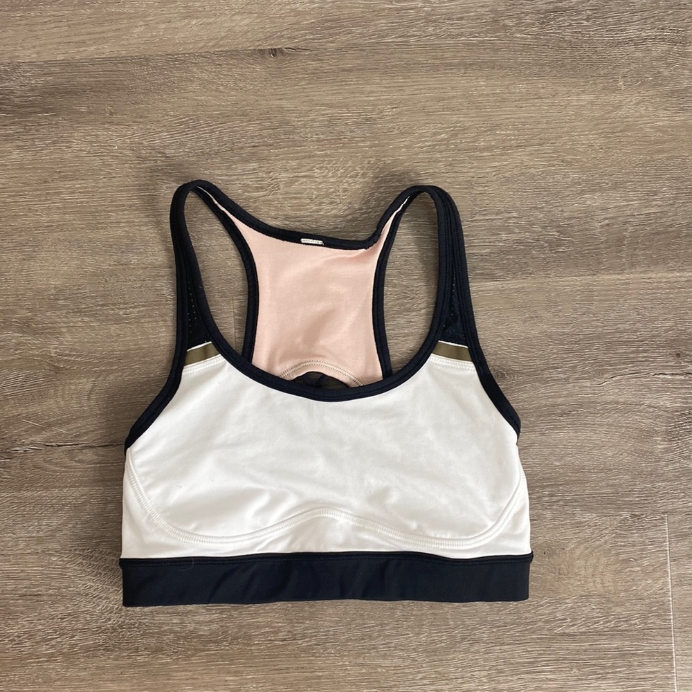 Lulu Lemon Sports Bra